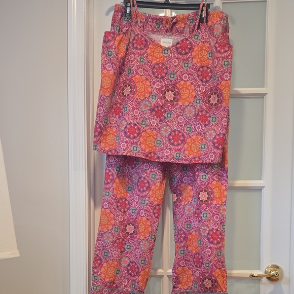 100% Organic Cotton Size Large Bed Head Pajama Set. EUC.